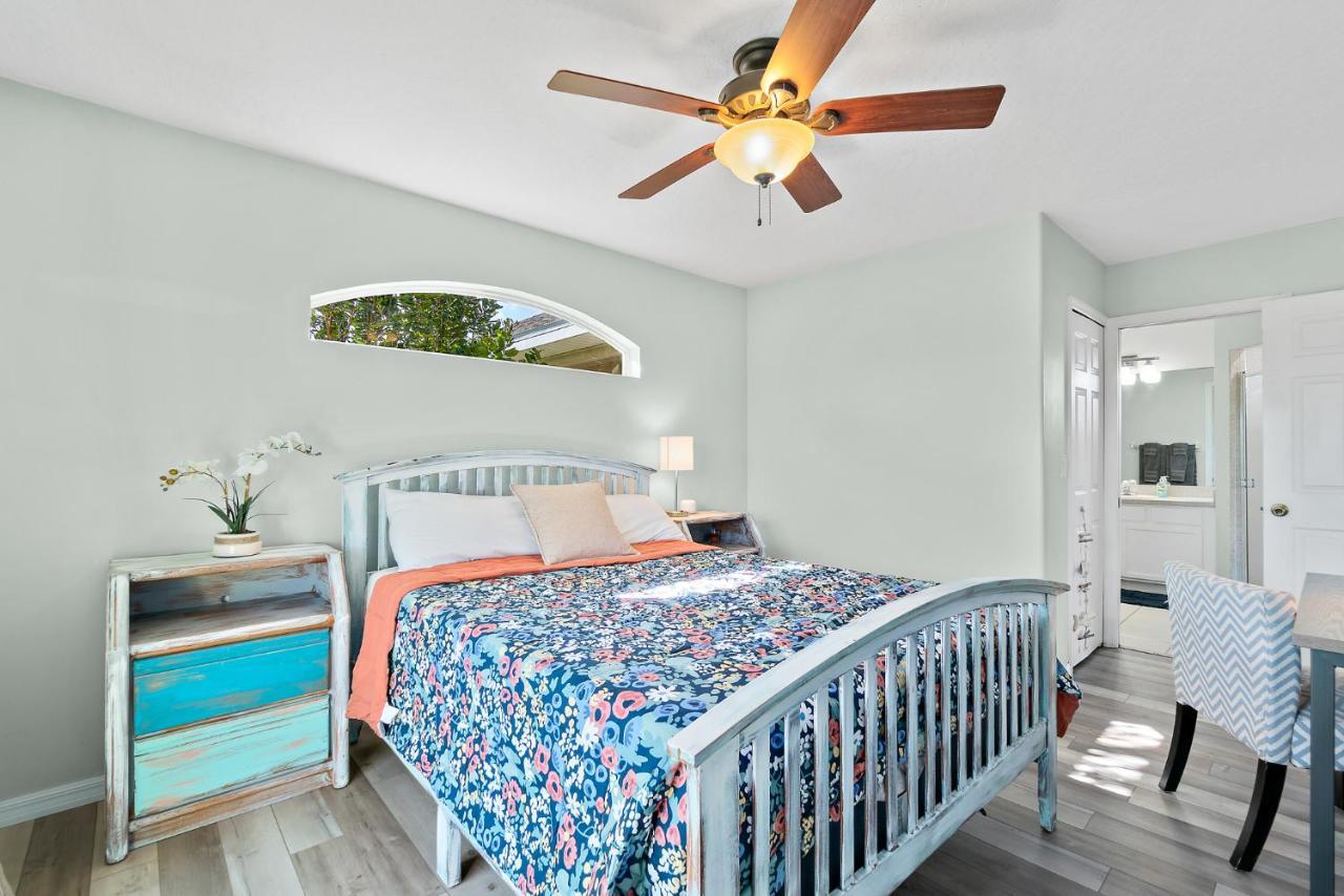 Beachside Serenity Escape - Private 3Br And 2Ba, Dog Friendly Duplex Oasis, Steps To Shore! เมลเบิร์น ภายนอก รูปภาพ